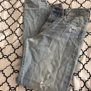‼️UESD BUTTON-FLY 501 LEVI DISTRESS JEANS‼️